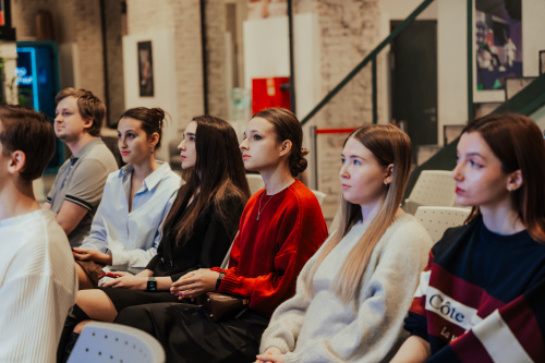 Лекция «Взгляд в будущее. Какой следующий этап развития ИИ и что он нам несёт»