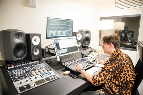 Мастер-класс «Запиши свой первый трек»