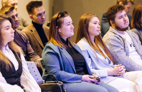 Лекция «Финансы между строк»