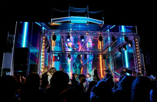 Танцевально-спортивное шоу «Сакура на асфальте»