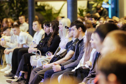 Открытый диалог «Как превратить странное увлечение в дело жизни: разговор с чемпионкой»